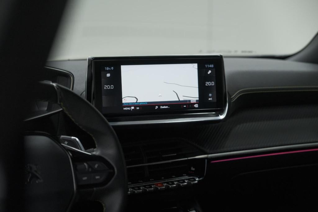 Peugeot 2008 puretech 130 eat8 gt-line | stoelverwarming | camera | dodehoe