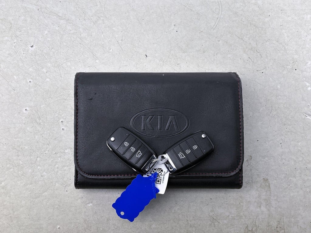 Kia Niro 1.6 gdi hybrid first edition | automaat | parkeer sensoren | half 