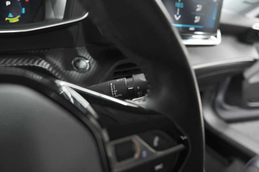 Peugeot E-2008 ev allure 50 kwh | camera | adaptieve cruise control | stoel