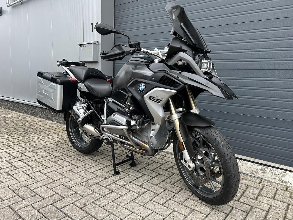 Bomvolle BMW R1200GS LC uit 2017 met 73dkm, 1e eigenaar + historie €10500,-