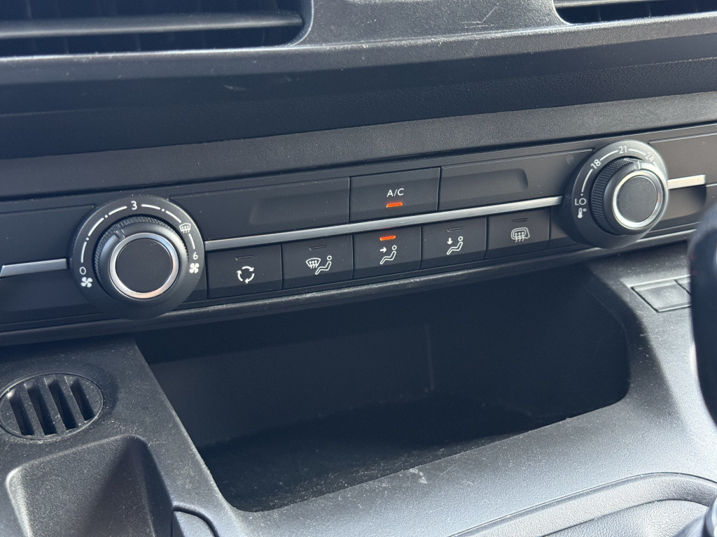 Citroen Berlingo 1.5 bluehdi club | nl-auto | navi | carplay | pdc | cruise