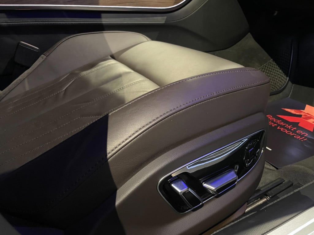 Audi A8 55 tfsi quattro pro line plus *nl-auto*