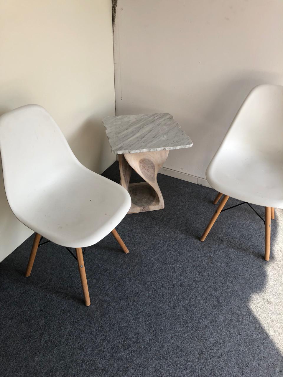 Marmeren Tafel met houten voet