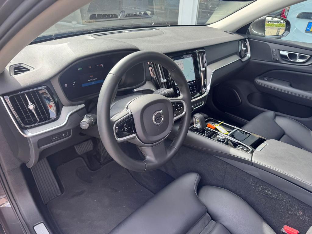 Volvo V60 2.0 t6 recharge awd inscription expression