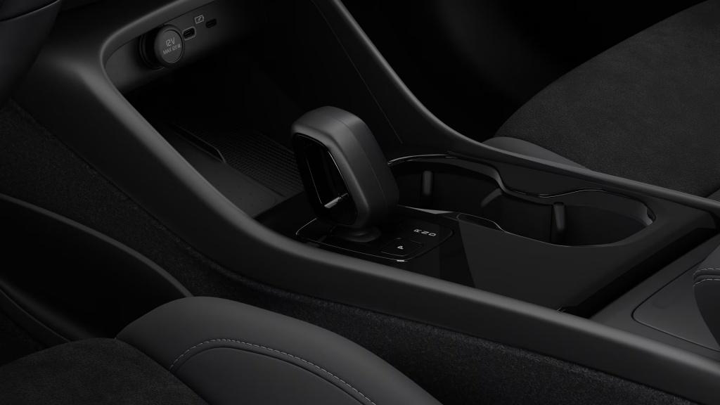 Volvo Ec40 extended range ultra dark europa