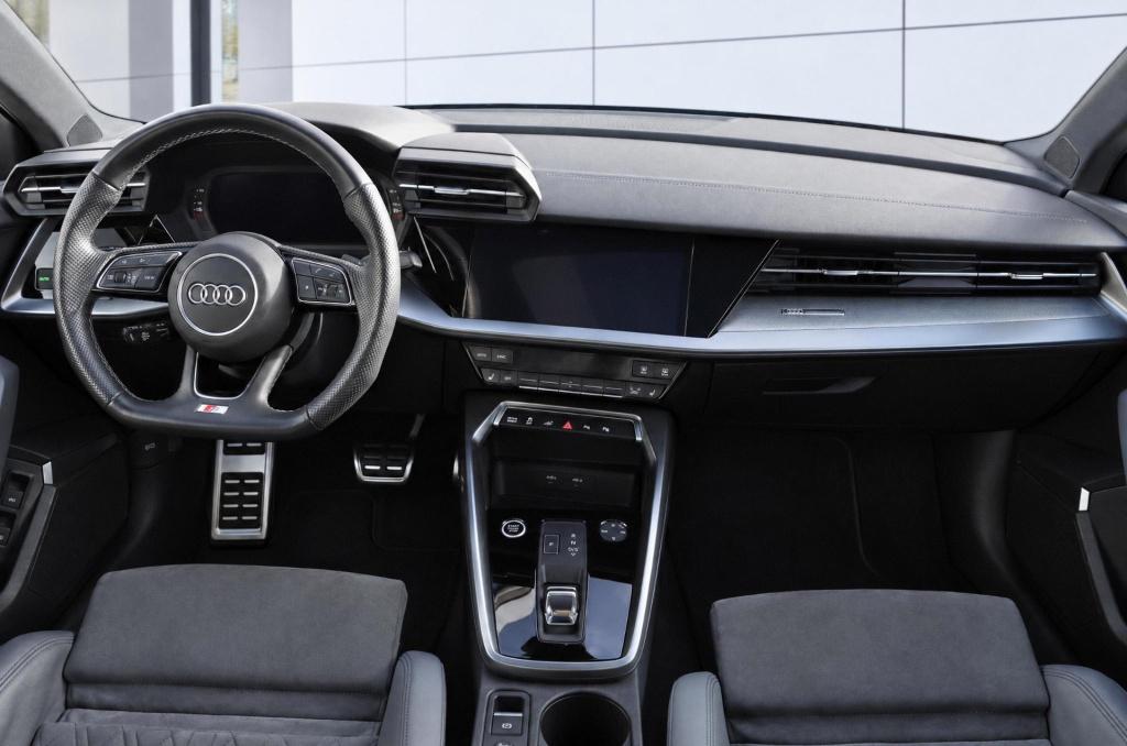 Audi A3 sportback 45 tfsi e s edition competition 245pk s-tronic | soh 91,3