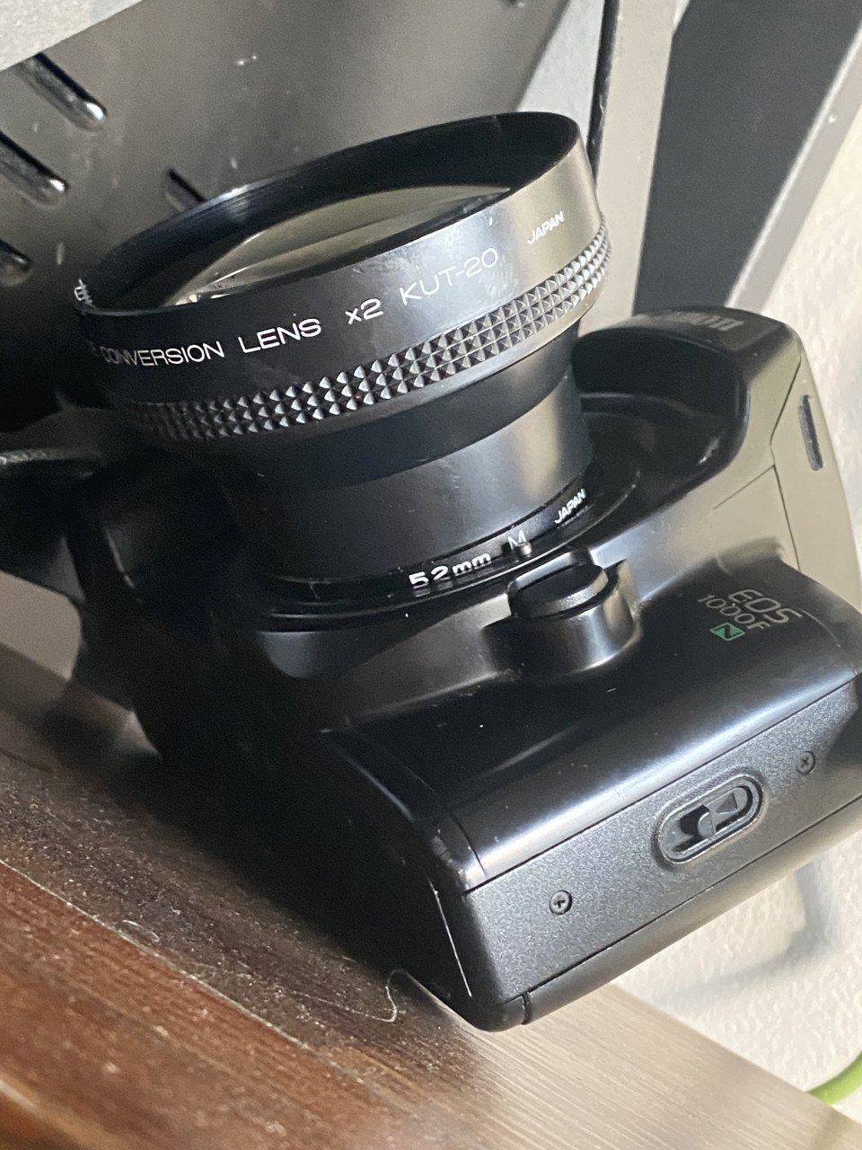 Canon EOS 1000F