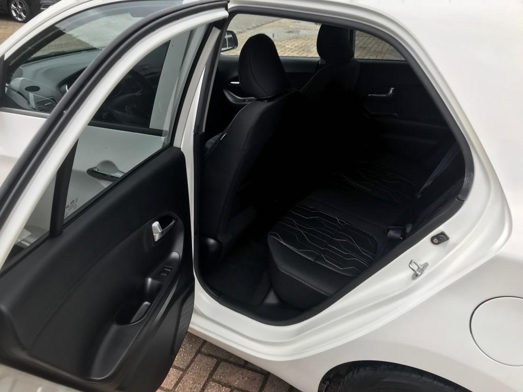 Kia Picanto 1,0 cvvt first edition