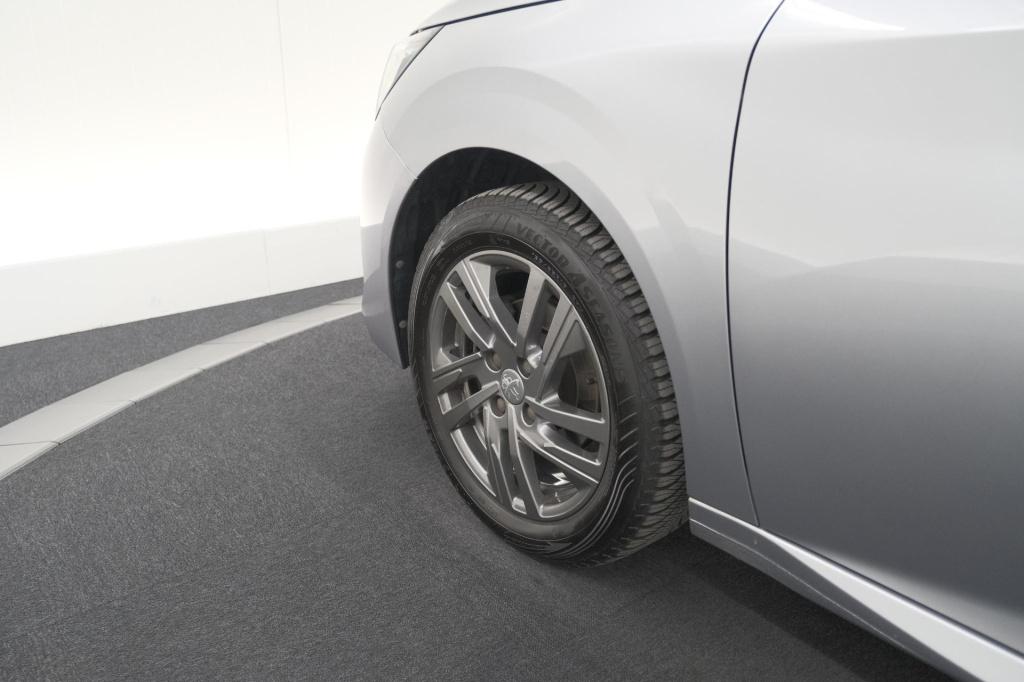 Peugeot 208 puretech 75 active pack | navigatie | parkeersensoren | apple c