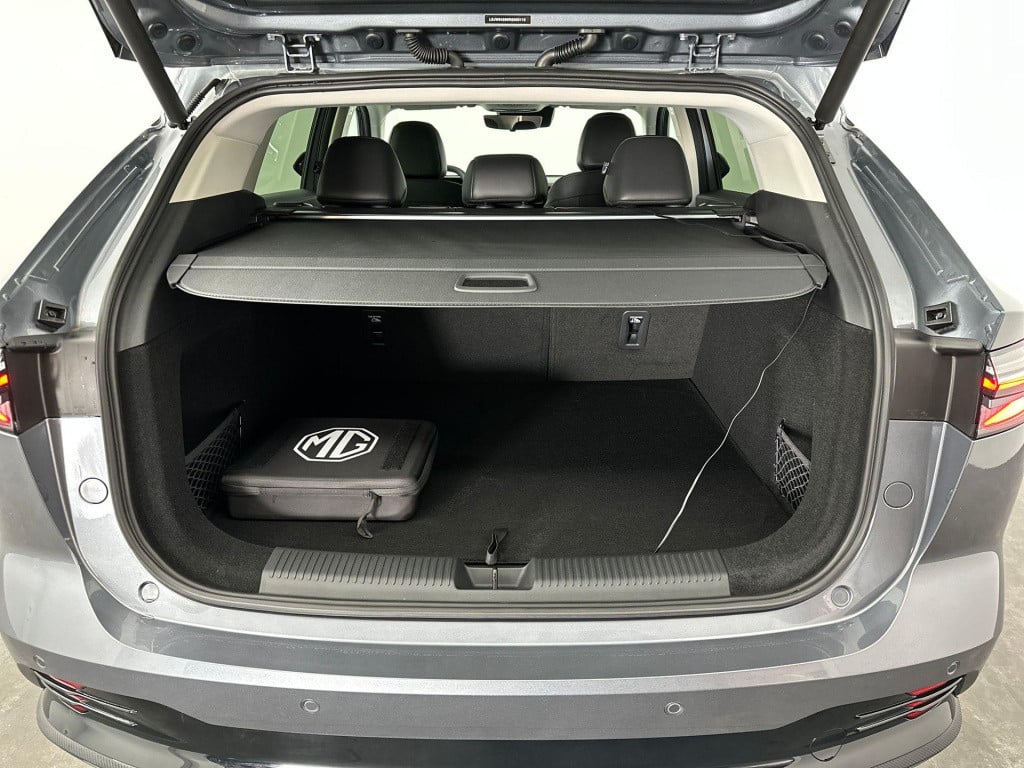 MG Hs mg phev 1.5 luxury | op = op voorraad voordeel | plug-in hybride | 7 