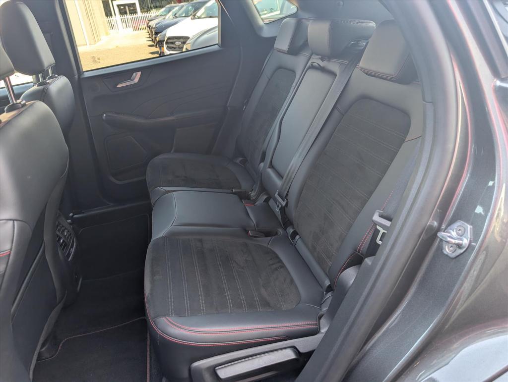 Ford Kuga 2.5 phev e-cvt 225pk st-line x trekhaak | winterpakket