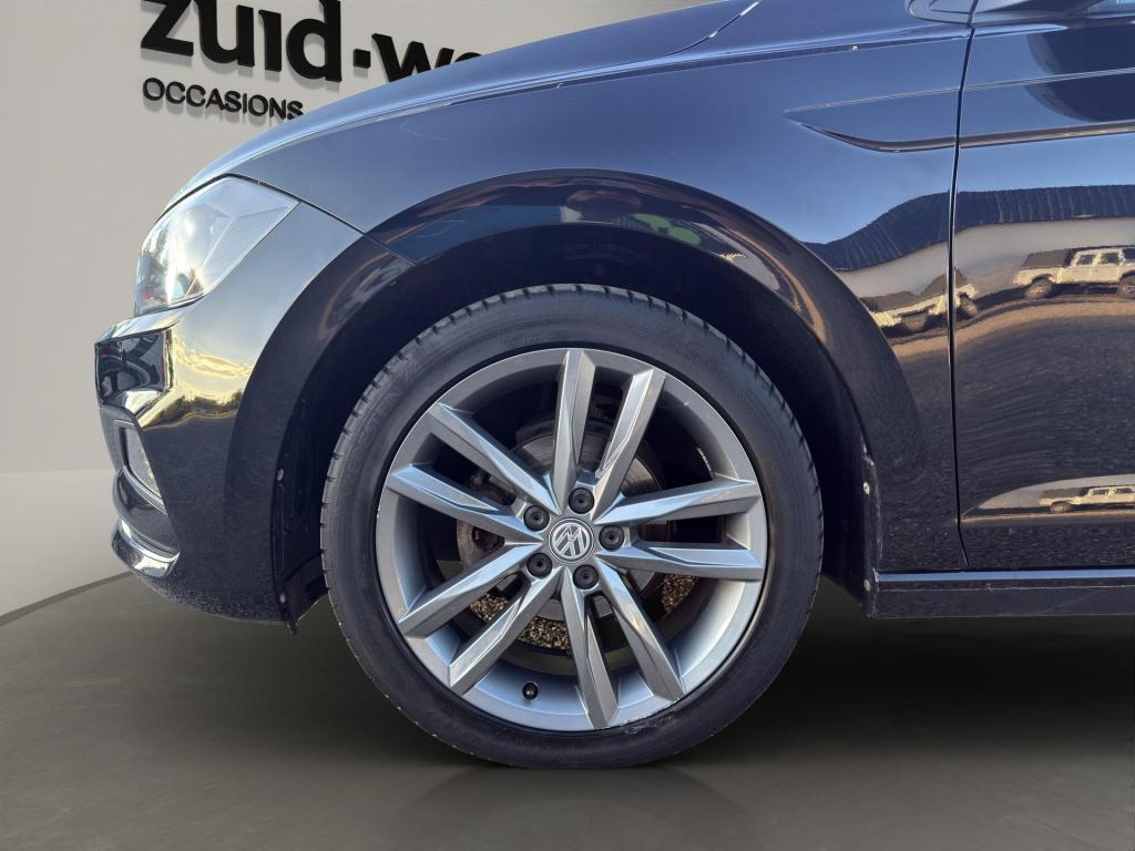 Volkswagen Polo 1.0 tsi highline apple carplay camera clima acc