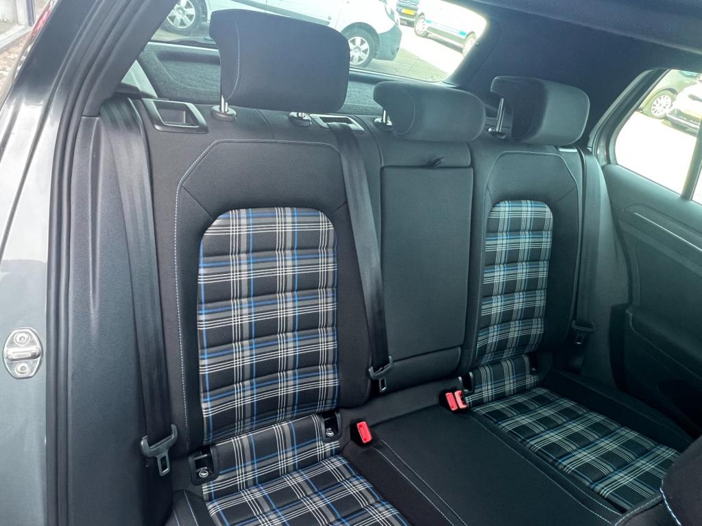 Volkswagen Golf 1.4 tsi phev gte elektr. schuif/kanteldak, winterpakket enz