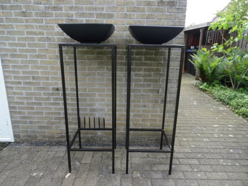 Plantentafels, zuilen, pilaren van 1,25 m hoog
