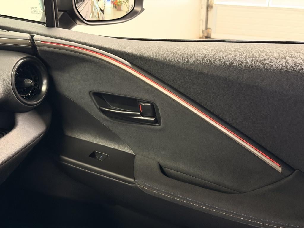 Toyota C-hr 2.0 phev 220 exec