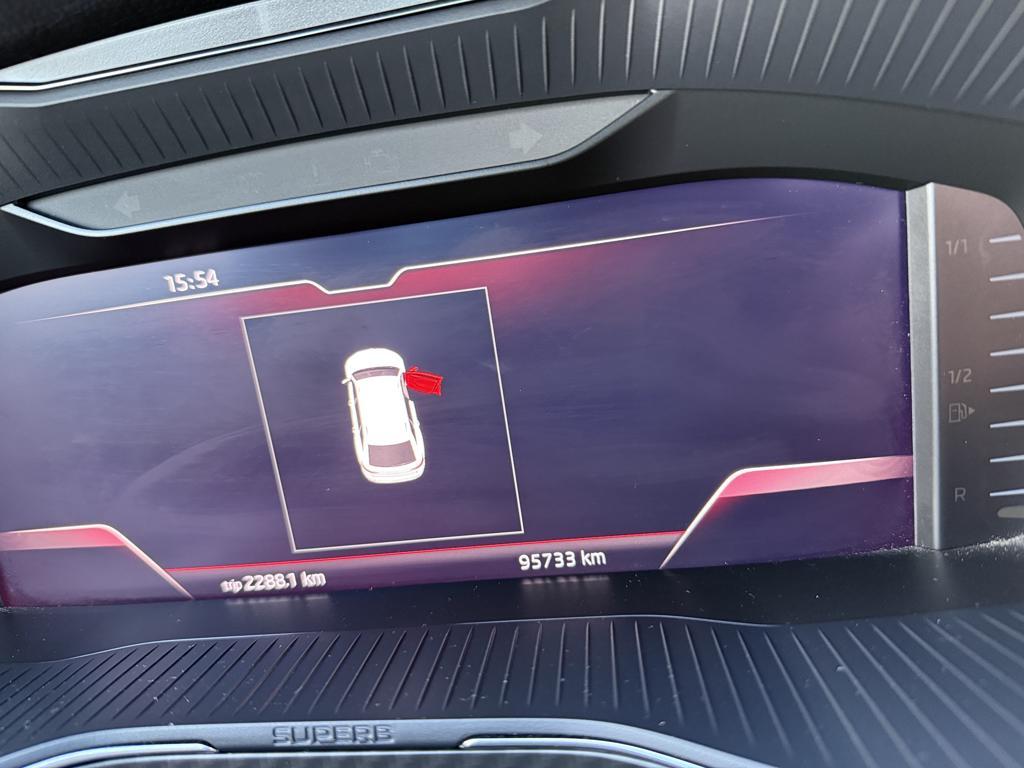 Skoda Superb combi 1.4 tsi iv sportline business