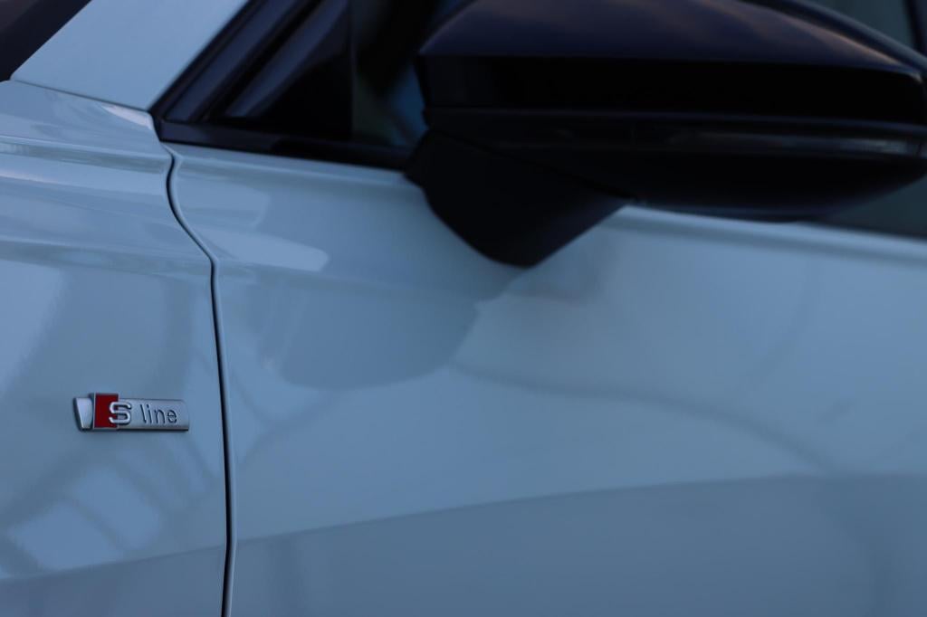 Audi A6 avant 55 tfsi e quattro s edition competition 367pk