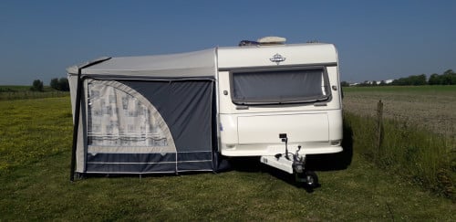 Caravan Hobby de Luxe 400 SF