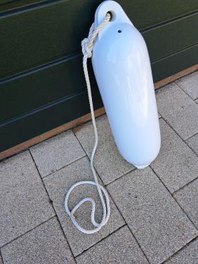 Z.g.a.n fender /stootboei met koord