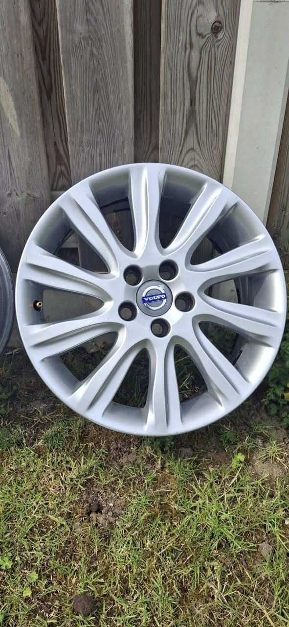 Velgen Volvo 17inch aluminium - origineel