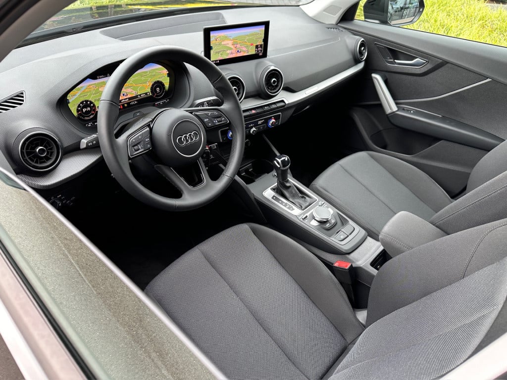 Audi Q2 35 tfsi 150pk s-tronic s-line | virtual cockpit | navigatie | extra
