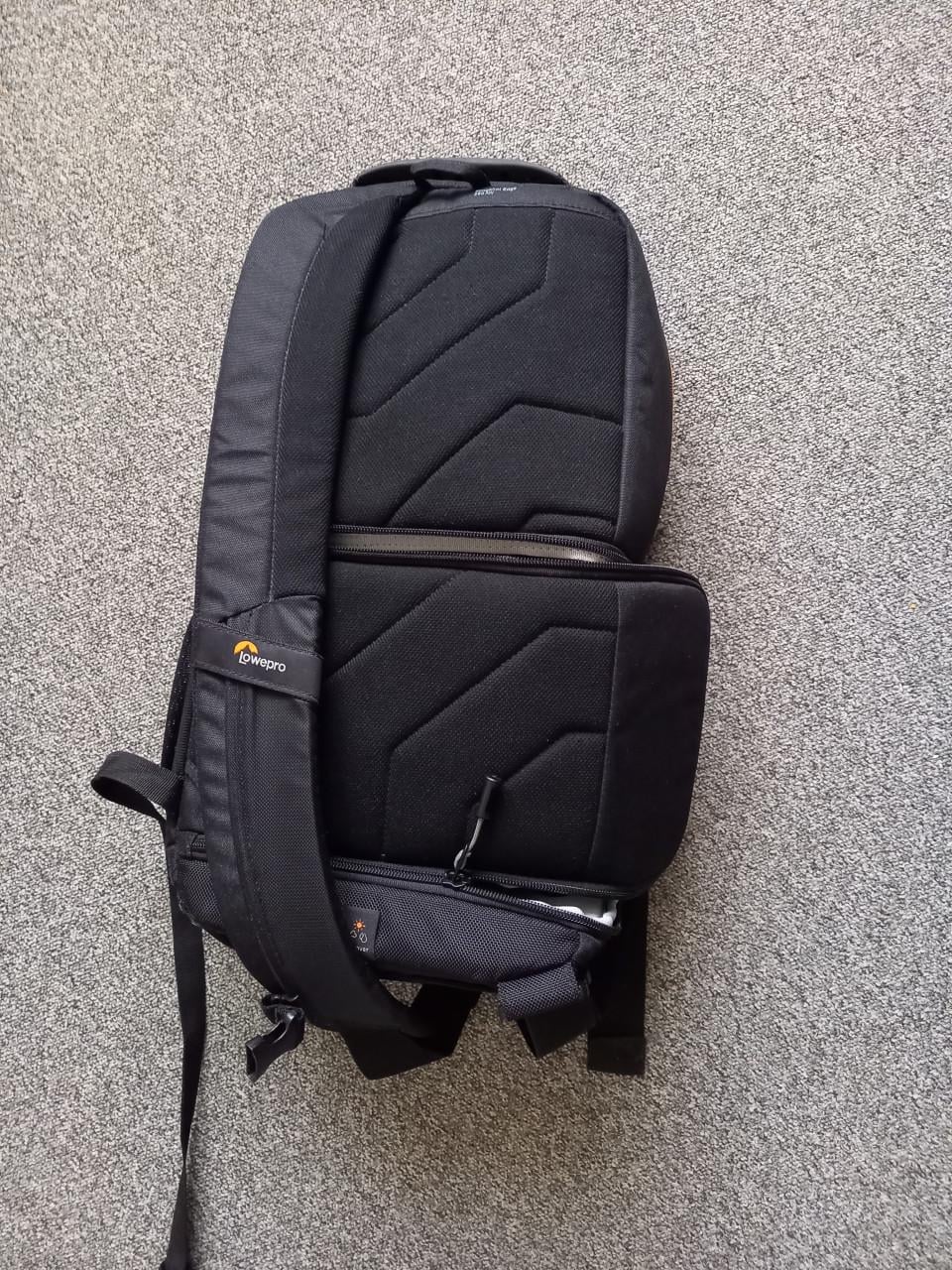 Lowepro 250 AW Cameratas,  zwart
