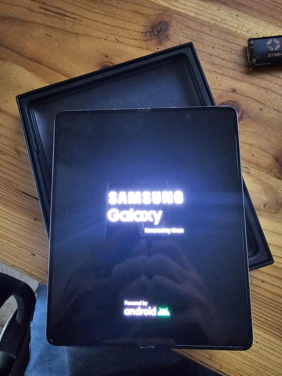 Samsung fold 4 bieden vanaf 400