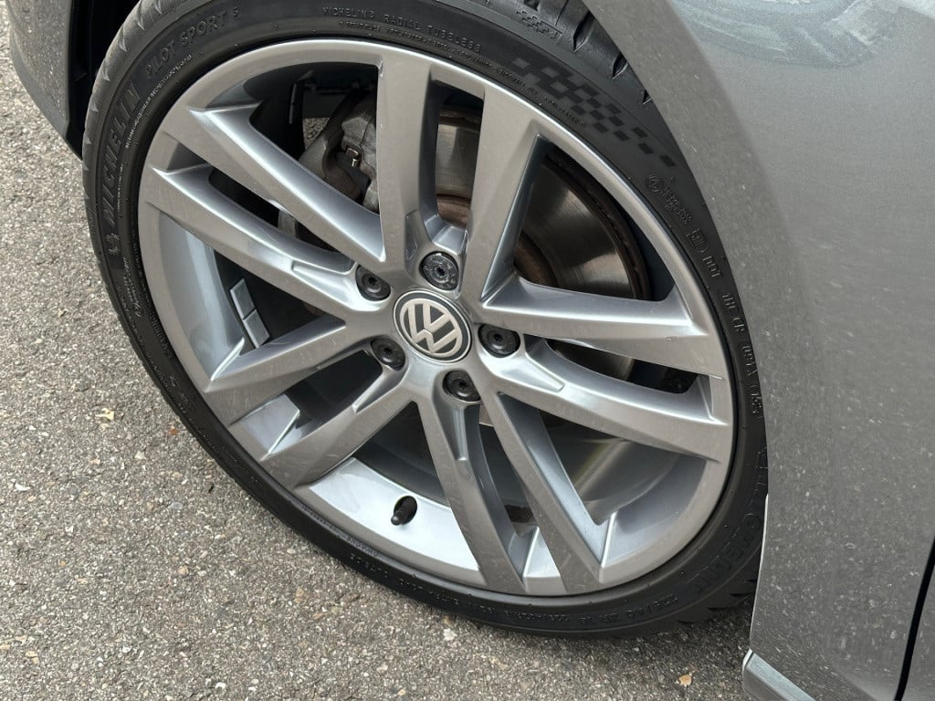 Volkswagen Golf 1.5 tsi 150pk dsg highline | camera | virtual cockpit | tre
