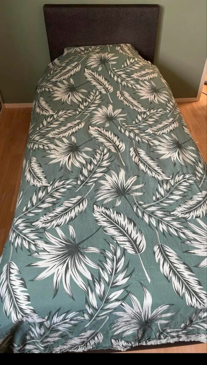 1 persoons antracietkleurige boxspring van Beter Bed