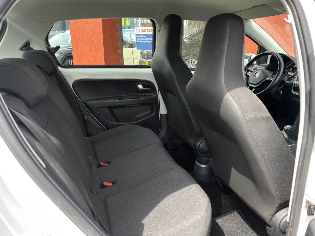 Volkswagen UP! 1.0 automaat | airco | stoelverw. | radio | bt