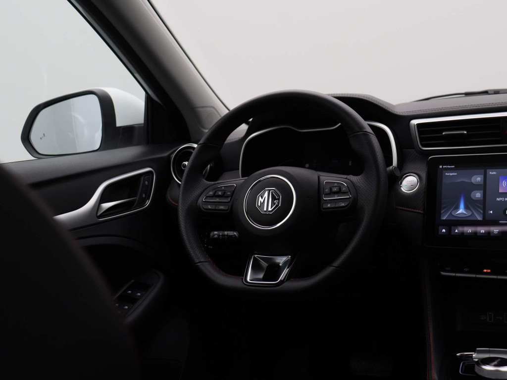 MG Zs-ev standard range luxury 50 kwh | ecc | navi | leder | schuifdak | pd