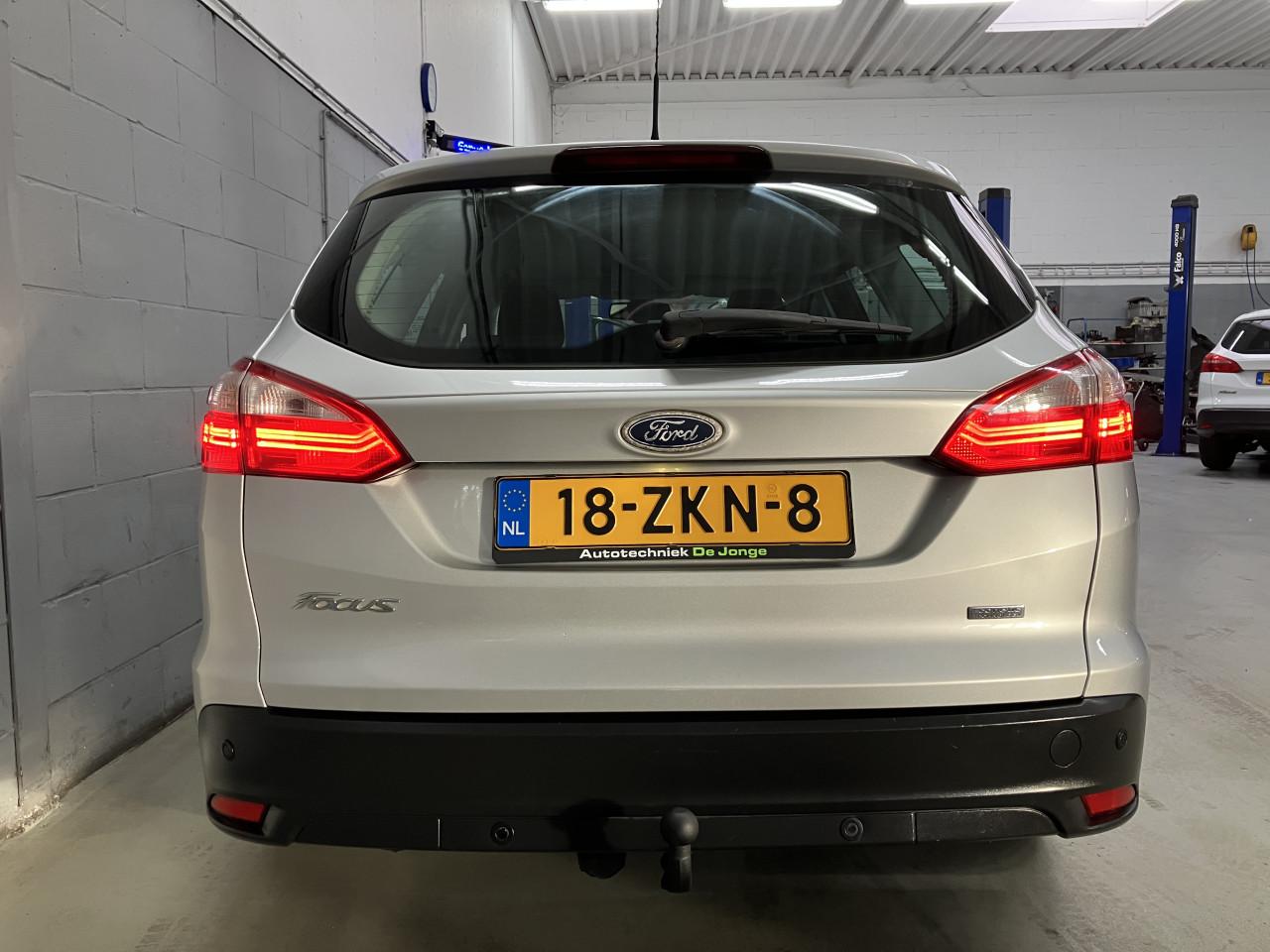 Ford Focus wagon met trekhaak!