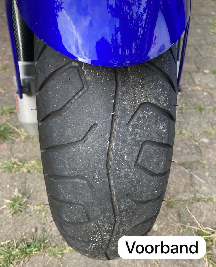 Yamaha Aerox 2010 ( Valentino Rossi )