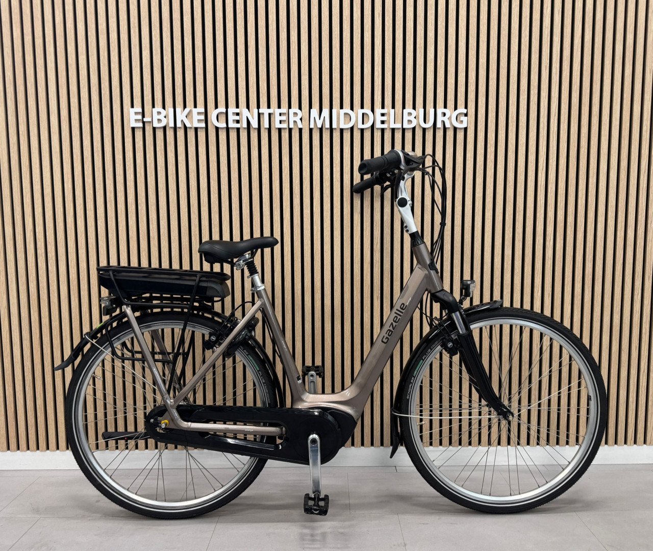 Gazelle Orange C7+ Bosch Active Line Plus 53CM 400Wh