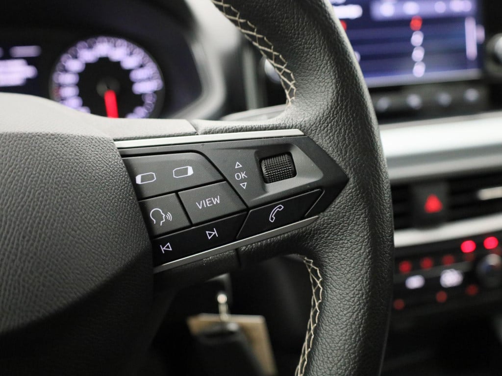 Seat Ibiza 1.0 mpi style | apple carplay / android auto | climate control |