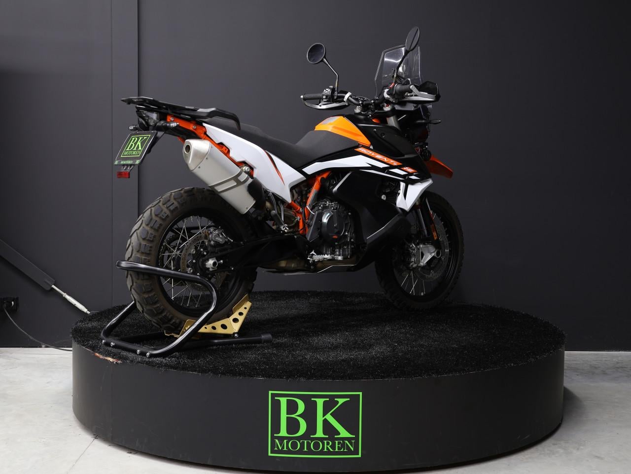 890 ADVENTURE R
