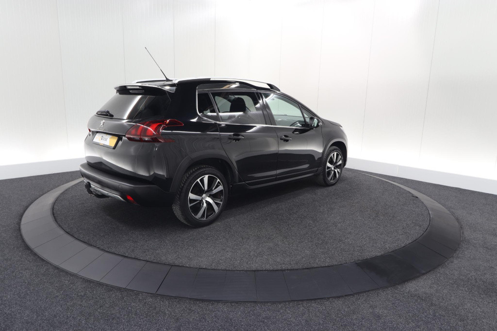 Peugeot 2008 puretech 130 gt-line | trekhaak | camera | apple carplay | par