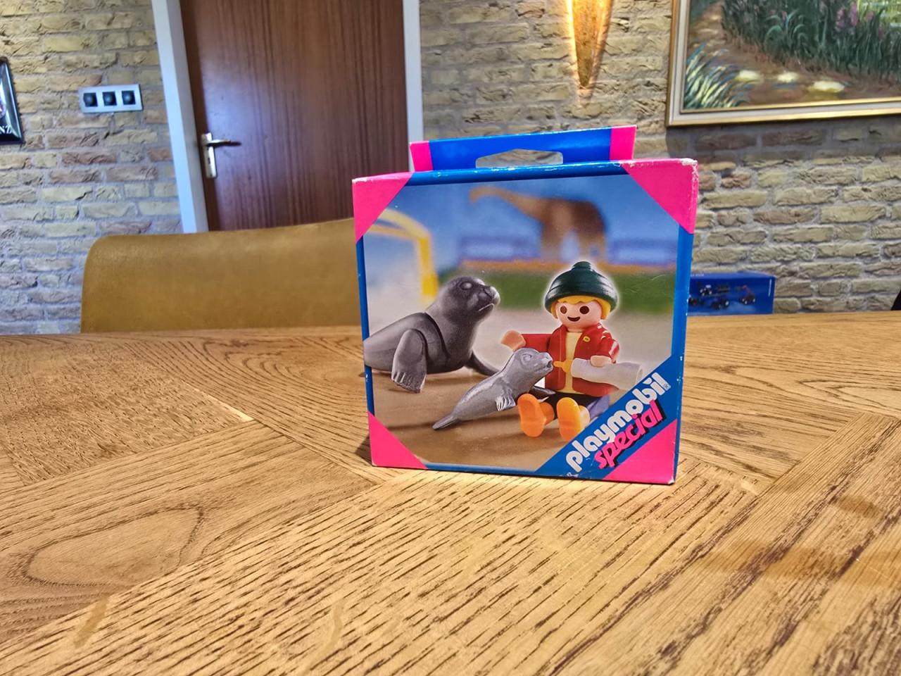 Te koop, nieuw in doos