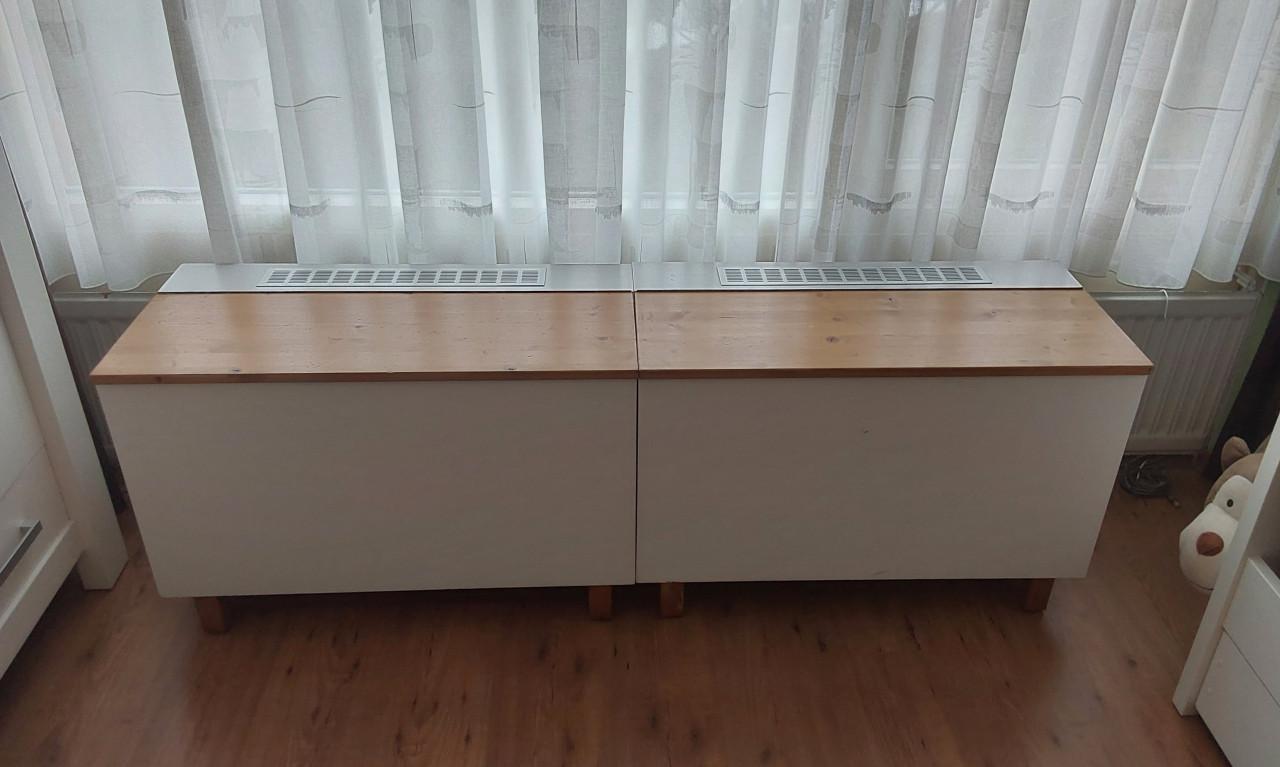 Twee handgemaakte opbergbakken van hout