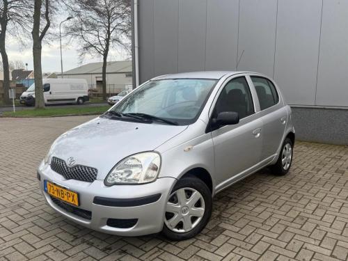 Toyota Yaris 1.0 VVT-i Terra 167.381KM