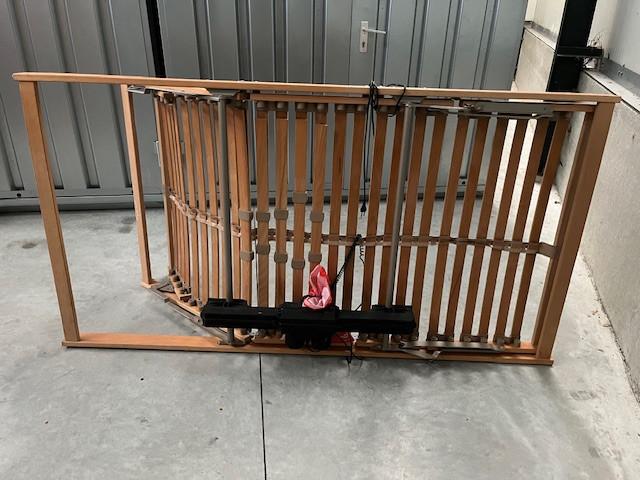 1 persoons bed met elektrische lattenbodem