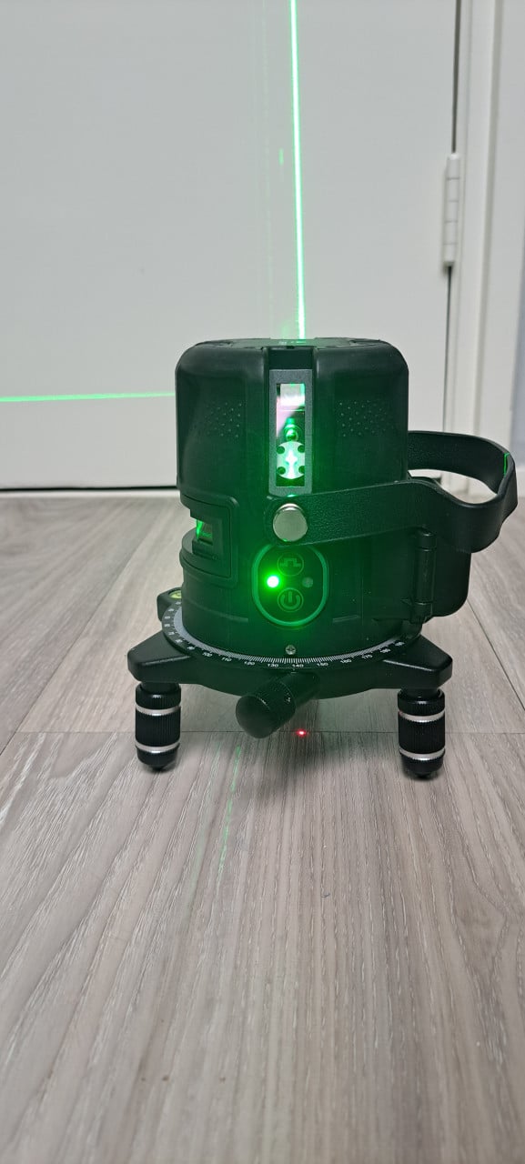 ADA PROLiner 4V Groen Kruislijnlaser 5-Lijns Groen met statief