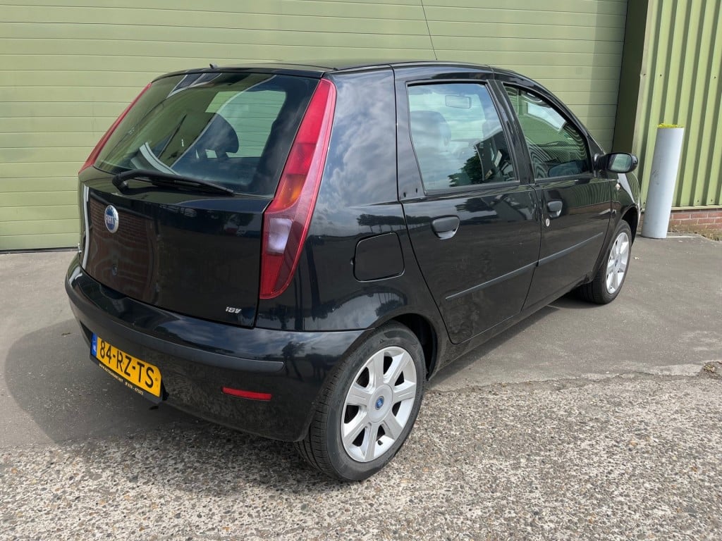 Fiat Punto 1.4 - 16v dynamic airco