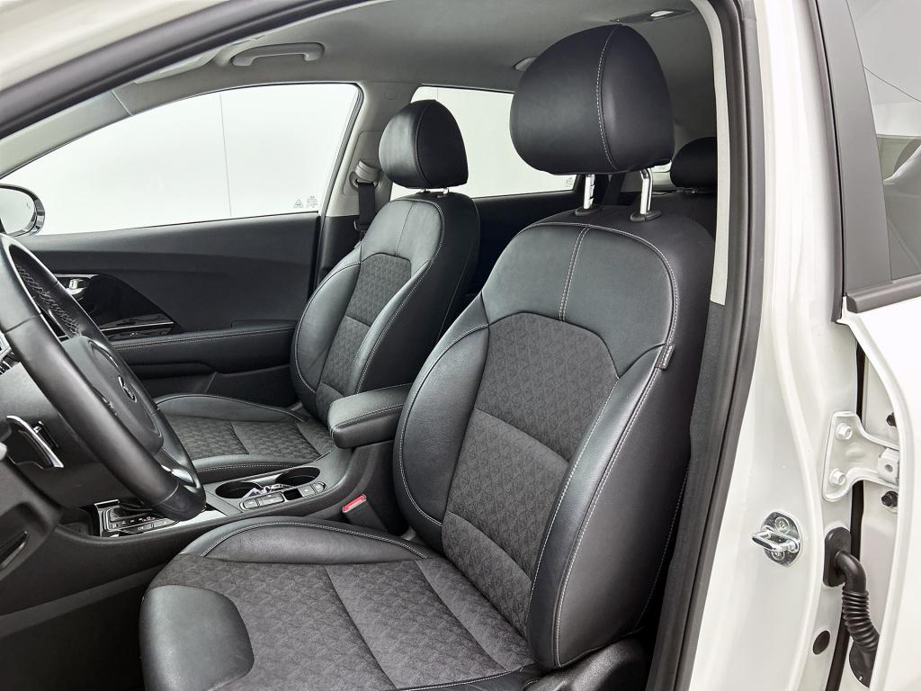 Kia Niro 1.6 gdi hybrid dynamicline style pack jbl | full led | 18 inch