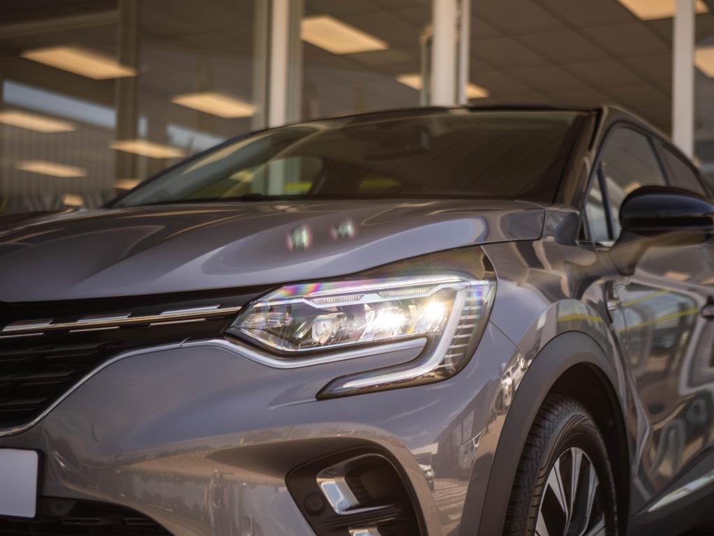 Renault Captur e-tech full hybrid 145pk techno automaat