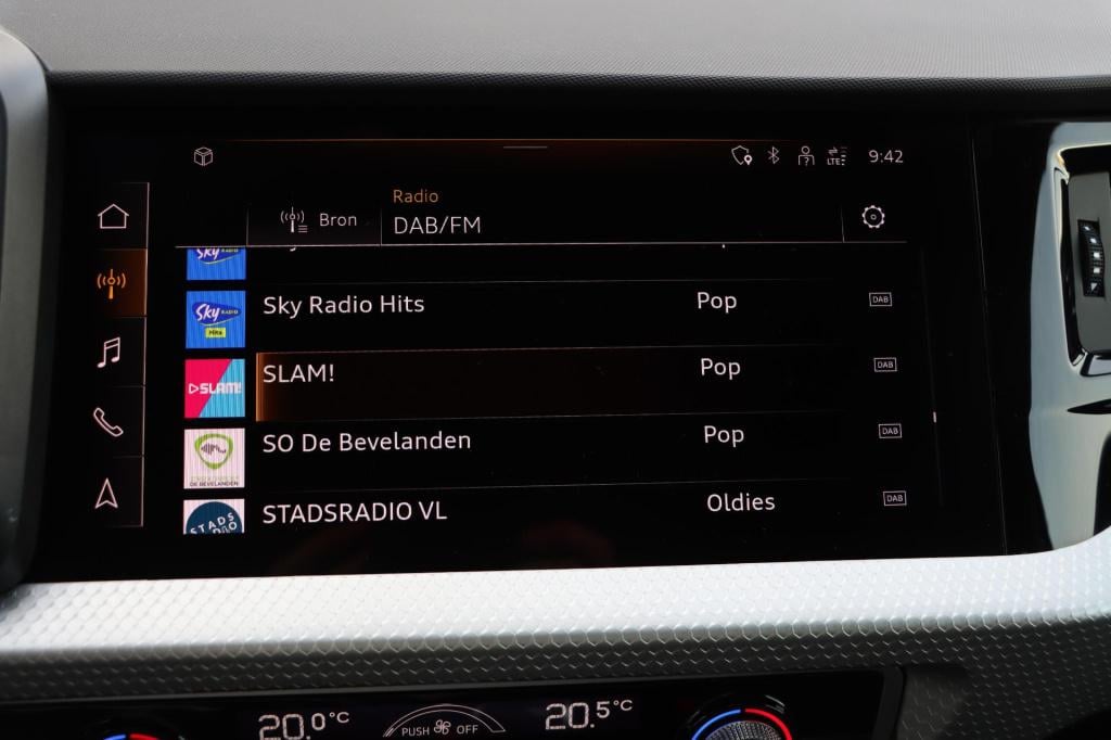 Audi A1 Sportback 30 tfsi s edition 115pk | carplay | sensoren