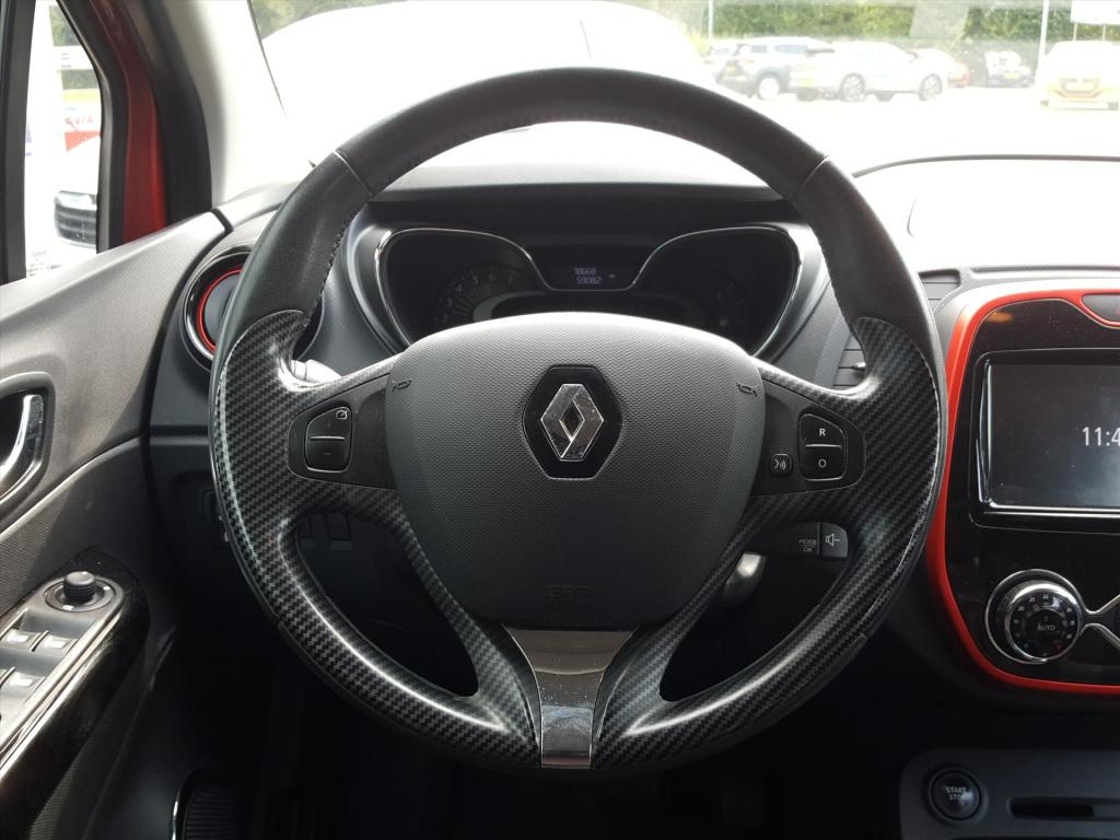 Renault Captur tce 120pk edc helly hansen | navigatie | trekhaak | bluetoot