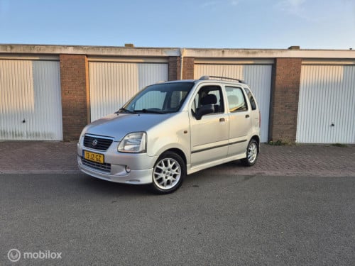 Suzuki Wagon R 1.3 special nieuwe apk / bluetooth radio