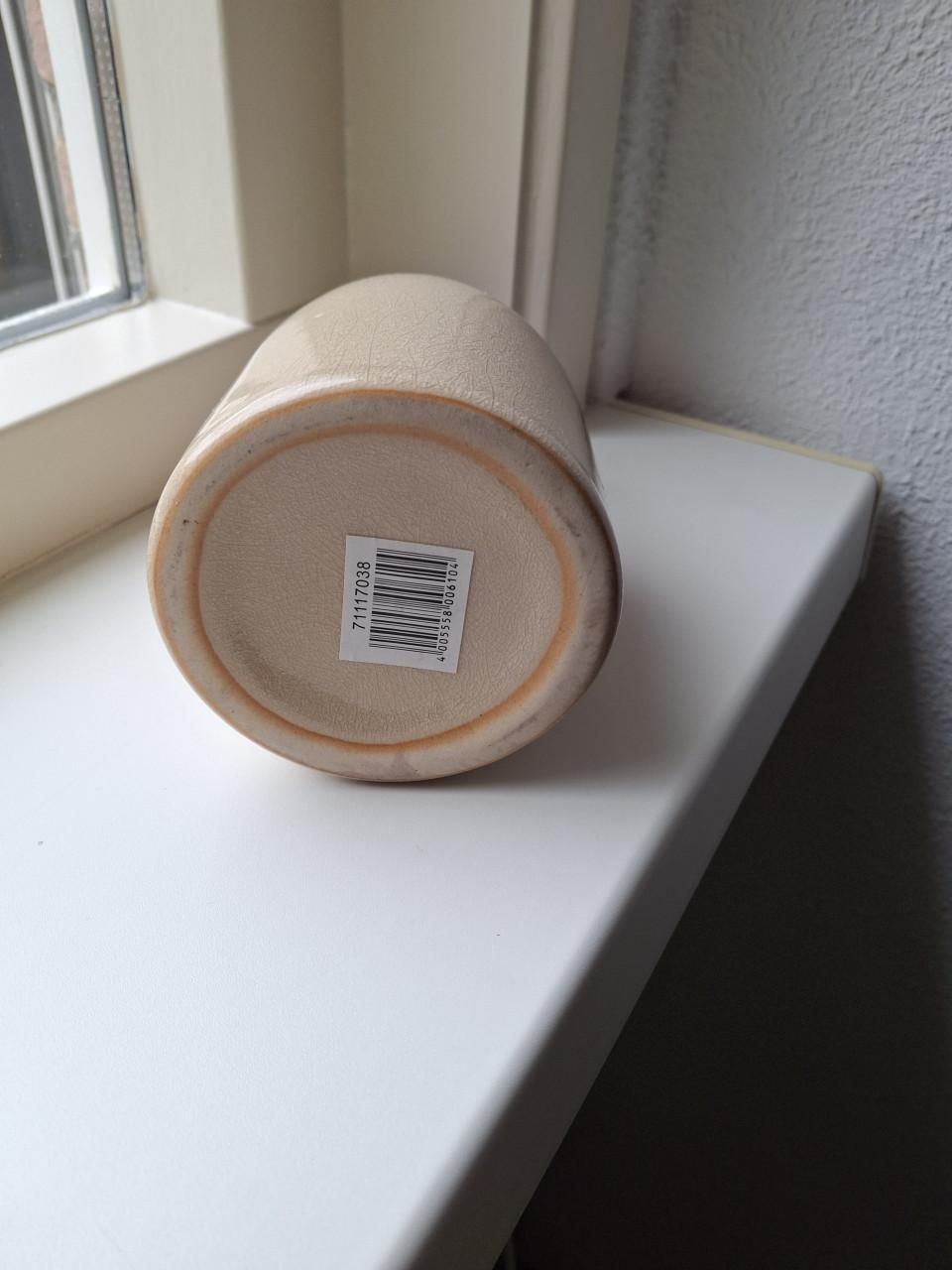 Decoratief vaasje van leenbakker