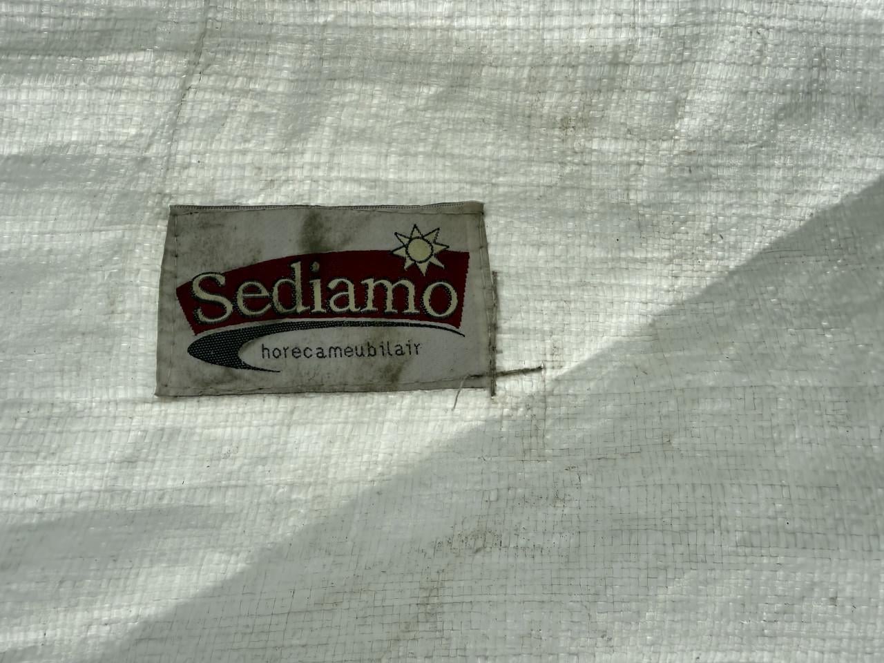 Partytent 4x8 met deuren en zijwanden